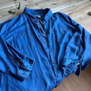 Ava & Viv Denim Button Up Shirt - Size 4X